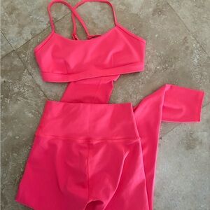 ALO Yoga neon Pink Sports Bra and Leggings Set